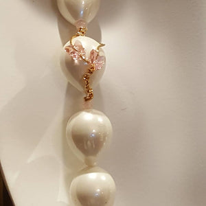 Butterflies on Pearls Necklace 