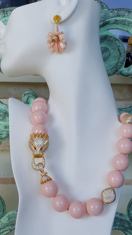 Coral mashan jade Leopard Necklace with gold pave clasp