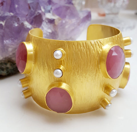 Azul Cuff in Gold, Pink Moonstone and Pearls